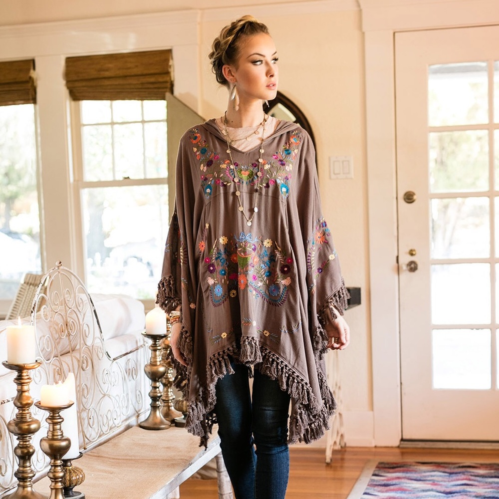 Evy’s Tree embroidered poncho- brown